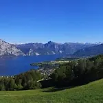 Traunstein Aleksandra 아파트 *