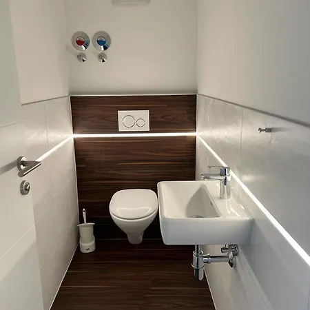 Traunstein Aleksandra Lejlighed *