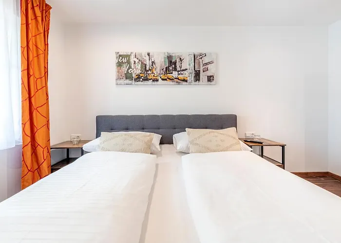 Traunstein Aleksandra * Altmünster